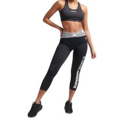 Biustonosz sportowy damski Superdry Core Mid Impact. Białe bielizna sportowa Superdry, xs, bez wzorów, z elastanu. W wyprzedaży za 95.00 zł.