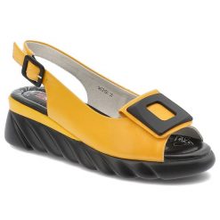 Żółte Sandały Artiker Modne Obuwie Damskie Na Koturnie. Żółte sandały Artiker, bez wzorów, bez obcasa, na koturnie, bez zapięcia. Za 239.00 zł.