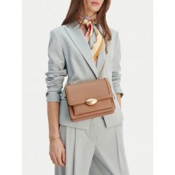 Torebka GINO ROSSI. Czerwone torebki klasyczne Gino Rossi, bez wzorów, bez dodatków. Za 299.99 zł.