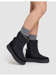 Pepe Jeans FOOTWEAR Botki zimowe "Kore" w kolorze czarnym rozmiar: 38. Czarne botki Pepe Jeans FOOTWEAR, na zimę, bez wzorów, z jeansu, bez obcasa, na platformie, bez zapięcia. Za 216.22 zł.