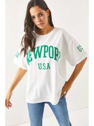 Olalook Koszulka w kolorze białym rozmiar: XL. Białe bluzki Olalook, xl, bez wzorów, bez kołnierzyka, bez ramiączek. Za 66.00 zł.