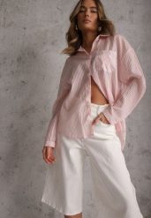 Różowa Koszula Oversize z Tencelu w Paski z Haftowanym Wzorem Tidore. Czerwone koszule Renee, m, bez wzorów, z jeansu, eleganckie, bez kołnierzyka, bez ramiączek. Za 89.99 zł.