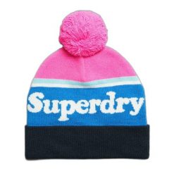 Czapka z logo dla kobiet Superdry Essential. Białe czapki Superdry, bez wzorów. W wyprzedaży za 99.30 zł.