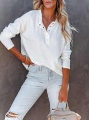 Milan Kiss Koszulka w kolorze białym rozmiar: XL. Białe bluzki Milan Kiss, xl, bez wzorów, bez kołnierzyka, bez ramiączek. Za 126.99 zł.