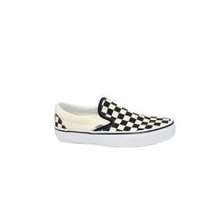 Tenisówki Vans Model Classic Slip-on Kolor Biały. Białe trampki Vans, bez wzorów, z tkaniny, bez zapięcia. Za 347.99 zł.