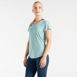 Vigilant damska sportowa koszulka. Zielone koszulki sportowe Dare 2b, bez wzorów, z elastanu, bez ramiączek, na fitness i siłownię. W wyprzedaży za 59.99 zł.