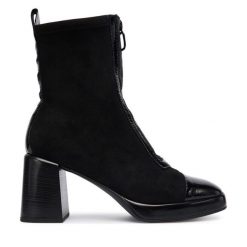 Botki Hispanitas. Czarne botki Hispanitas, bez wzorów, bez obcasa, na słupku, bez zapięcia. Za 749.99 zł.