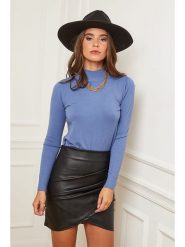 Soft Cashmere Golf w kolorze błękitnym rozmiar: 38/40. Niebieskie golfy Soft Cashmere, bez wzorów, z kaszmiru, bez ramiączek. Za 129.45 zł.