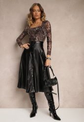Czarna Spódnica z Ekoskóry High Waist o Rozkloszowanym Kroju na Napy i Guziki Ilalira. Czarne spódnice Renee, l, z aplikacjami, eleganckie, midi, dopasowane. Za 69.99 zł.