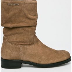 Solo Femme - Botki. Brązowe botki Solo Femme, bez wzorów, z materiału, bez obcasa, bez zapięcia. W wyprzedaży za 369.90 zł.
