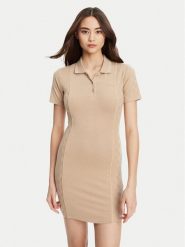 Guess Sukienka dzianinowa V5YK00 KCX12 Beżowy Regular Fit. Brązowe sukienki Guess, xxs, z aplikacjami, z dzianiny, bez kołnierzyka, bez ramiączek. Za 345.00 zł.