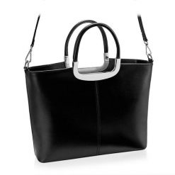 Klasyczna torebka skórzana BETLEWSKI BVP-124 CZARNY. Czarne torebki klasyczne Betlewski, bez wzorów, ze skóry, do ręki, duże, bez dodatków. Za 389.00 zł.