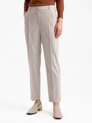 BGN Spodnie w kolorze jasnoszarym rozmiar: 40. Szare spodnie materiałowe BGN, na co dzień, bez wzorów, z materiału, z podwyższonym stanem. Za 148.95 zł.