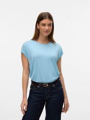 Vero Moda Koszulka w kolorze błękitnym rozmiar: S. Niebieskie bluzki Vero Moda, s, bez wzorów, bez kołnierzyka, bez ramiączek. Za 57.20 zł.