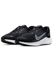 Nike Buty "Quest 5" w kolorze czarnym do biegania rozmiar: 39. Czarne obuwie sportowe Nike, bez zapięcia, do biegania. Za 286.16 zł.
