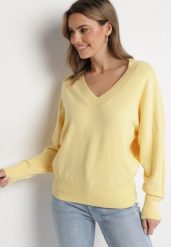 Żółty Sweter z Dekoltem w V z Domieszką Kaszmiru Mariara. Żółte swetry Born2be, uniwersalny, bez wzorów, z jeansu, bez ramiączek. Za 119.99 zł.