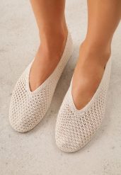 Beżowe Balerinki VICES z Plecioną Cholewką Mahala. Brązowe baleriny Renee, bez wzorów, bez obcasa. Za 99.99 zł.