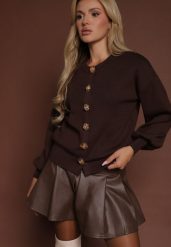 Brązowy Kardigan z Wiskozą Zdobiony Eleganckimi Napami i Bufiastymi Rękawami Acannte. Brązowe kardigany Renee, z aplikacjami, z dzianiny. Za 139.99 zł.