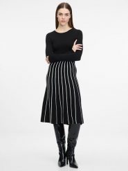 Orsay Sukienka w kolorze czarnym rozmiar: S. Czarne sukienki Orsay, s, bez wzorów, bez kołnierzyka, bez ramiączek, maxi. Za 65.99 zł.