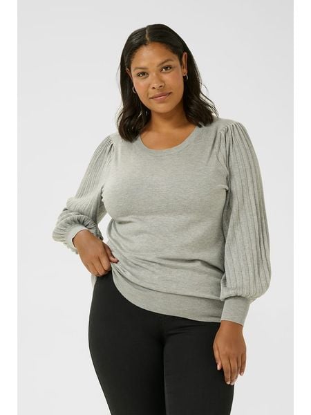 KAFFE curve Sweter w kolorze szarym rozmiar: XL. Szare swetry KAFFE curve, xl, bez wzorów, bez ramiączek. Za 76.39 zł.