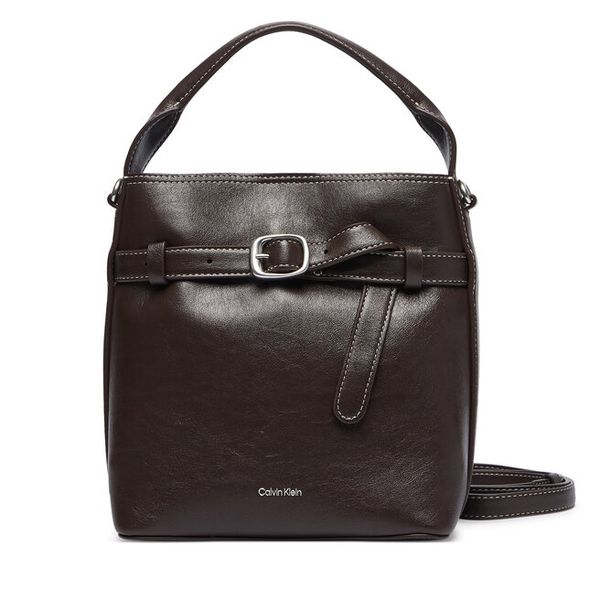 Torebka Calvin Klein. Brązowe torebki klasyczne Calvin Klein, bez wzorów, bez dodatków. Za 569.99 zł.