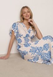 Niebieska Wiskozowa Sukienka o Rozkloszowanym Kroju z Kopertowym Dekoltem Morgassa. Niebieskie sukienki Born2be, na co dzień, na lato, l, bez wzorów, z jeansu, eleganckie, bez kołnierzyka, bez ramiączek, midi, kopertowe. Za 79.99 zł.