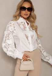 Biała Koszula Koronkowa Zapinana na Guziki Aneries. Białe koszule Renee, l, bez wzorów, z jeansu, klasyczne, bez kołnierzyka, bez ramiączek. W wyprzedaży za 107.99 zł.