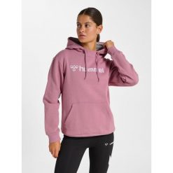 Bluza damska z kapturem Hummel Mover. Fioletowe bluzy Hummel, na zimę, bez wzorów, z kapturem. Za 148.50 zł.