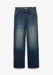 Dżinsy z prostymi nogawkami, high waist. Niebieskie jeansy bonprix, bez wzorów, z podwyższonym stanem. Za 119.99 zł.