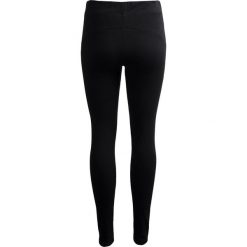 Legginsy damskie LEG600 - głęboka czerń - Outhorn. Legginsy Outhorn, bez wzorów. W wyprzedaży za 29.99 zł.