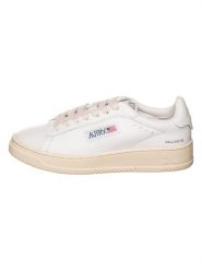 AUTRY Skórzane sneakersy "Dallas Low" w kolorze białym rozmiar: 38. Białe trampki AUTRY, bez wzorów, bez zapięcia. Za 411.91 zł.