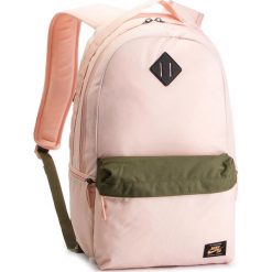 Plecak NIKE - BA5727 664. Czerwone plecaki Nike, bez wzorów, z materiału. W wyprzedaży za 149.00 zł.