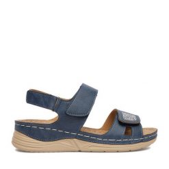 Sandały Go Soft. Niebieskie sandały GO SOFT, bez wzorów, bez obcasa, na płaskiej podeszwie, bez zapięcia. Za 99.99 zł.