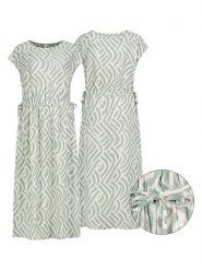 Eight2Nine Sukienka w kolorze zielonym rozmiar: S. Zielone sukienki Eight2Nine, s, bez wzorów, bez kołnierzyka, bez ramiączek, midi. Za 118.56 zł.