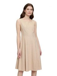 Betty Barclay Sukienka w kolorze beżowym rozmiar: 44. Brązowe sukienki Betty Barclay, bez wzorów, bez kołnierzyka, bez ramiączek, midi. Za 169.95 zł.
