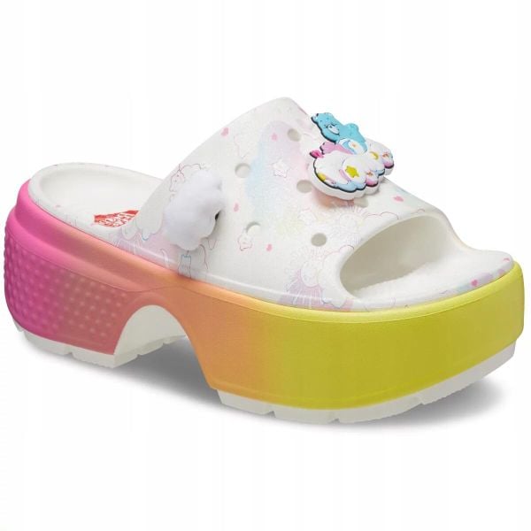 Klapki Dla Dorosłych Crocs Care Bears Stomp Slide. Białe klapki Crocs, bez wzorów, z materiału, bez obcasa. Za 300.99 zł.