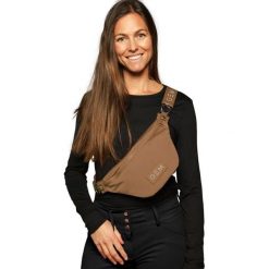 Saszetka damska GEM Luna. Brązowe torby na ramię GEM EQUITATION, bez wzorów, sportowe, bez dodatków. Za 361.50 zł.