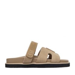 Klapki GINO ROSSI. Brązowe klapki Gino Rossi, bez wzorów, bez obcasa. Za 179.99 zł.