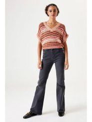 Garcia Sweter w kolorze jasnoróżowo-czerwono-białym rozmiar: L. Białe swetry Garcia, l, bez wzorów, ze splotem, bez ramiączek. Za 117.73 zł.