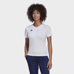 Koszulka piłkarska damska Adidas Entrada 22 Jersey. Białe bluzki Adidas, s, bez wzorów, z jersey, sportowe, bez kołnierzyka, bez ramiączek. Za 72.00 zł.