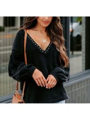 Milan Kiss Bluzka w kolorze czarnym rozmiar: S. Czarne bluzki Milan Kiss, s, bez wzorów, bez kołnierzyka, bez ramiączek. Za 165.99 zł.