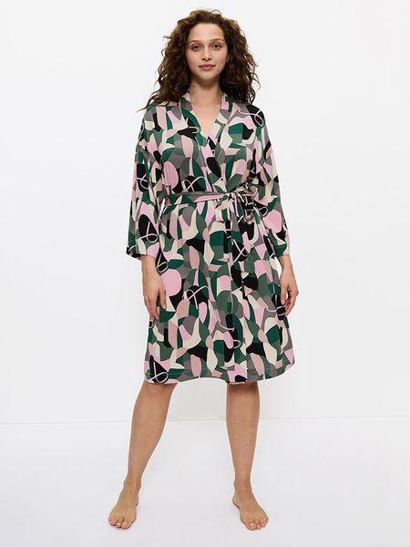 Triumph Sukienka w kolorze zielono-jasnoróżowym rozmiar: 44-46. Różowe sukienki Triumph, na co dzień, bez wzorów, z tkaniny, bez kołnierzyka, bez ramiączek, midi, proste. Za 113.63 zł.