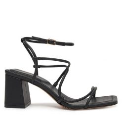 Sandały Aldo. Czarne sandały Aldo, bez wzorów, bez obcasa, na słupku, bez zapięcia. Za 339.99 zł.