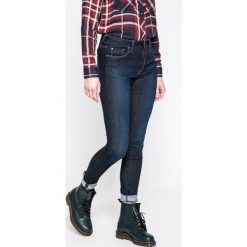 Pepe Jeans - Jeansy Regent. Niebieskie jeansy Pepe Jeans, z aplikacjami, z podwyższonym stanem. W wyprzedaży za 119.90 zł.