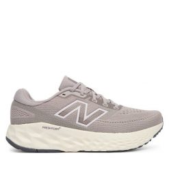 Buty do biegania New Balance. Szare obuwie sportowe New Balance, bez zapięcia, do biegania. Za 599.99 zł.