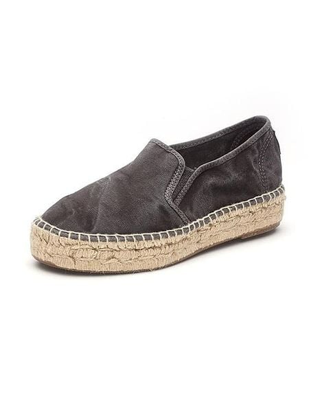 Natural world Espadryle w kolorze antracytowym rozmiar: 38. Czarne espadryle Natural World, bez wzorów, bez obcasa, bez zapięcia. Za 109.95 zł.