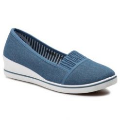 NYLON RED WSSB851-3 Jeansowy. Czerwone trampki Nylon Red, bez wzorów, z jeansu, bez zapięcia. Za 39.99 zł.