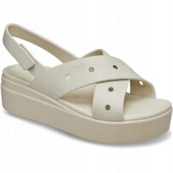 Sandały dla Kobiet Crocs Brooklyn 4U Cross Strap Sandal. Czarne sandały Crocs, bez wzorów, z materiału, eleganckie, bez obcasa, na obcasie, bez zapięcia. Za 289.99 zł.