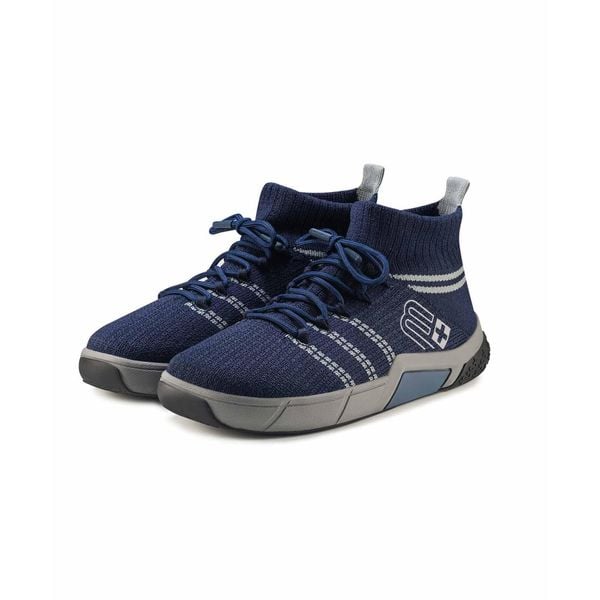 Buty zimowe damskie Brubeck WINTER MERINO. Czarne trekkingi Brubeck, trekkingowe. W wyprzedaży za 419.00 zł.