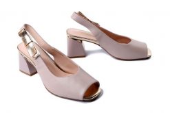 ARTIKER RELAKS 56C1060 beżowy, sandały damskie. Brązowe sandały Artiker Relaks, bez wzorów, eleganckie, bez obcasa, na obcasie, bez zapięcia. Za 274.90 zł.